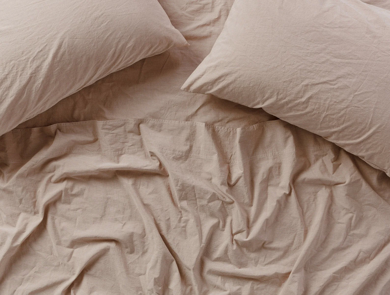 Coyuchi Organic Crinkled Percale™ Sheet Set - Image 3