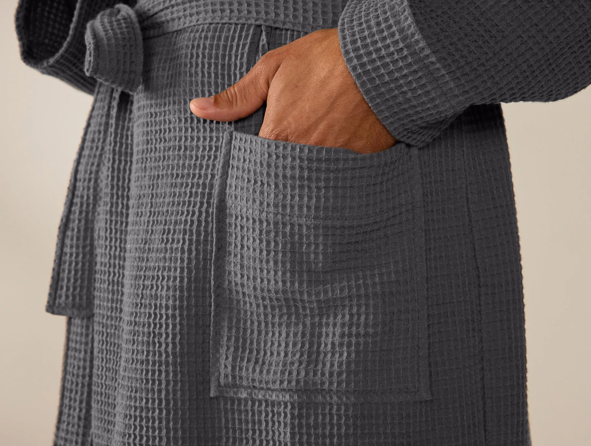 Coyuchi Unisex Organic Waffle Robe - Image 3