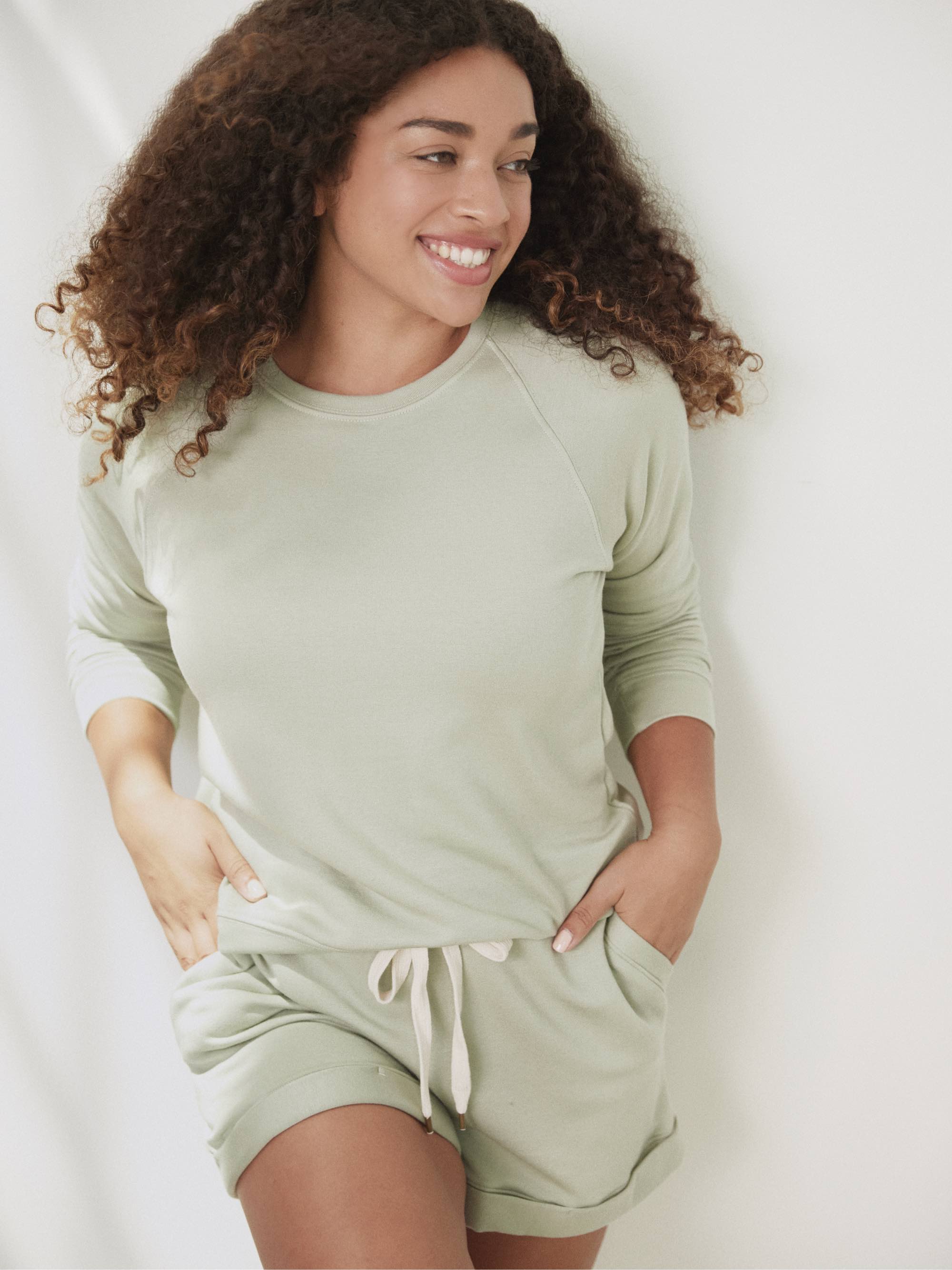 Fleece Crewneck Pullover Sweatshirt - Image 22