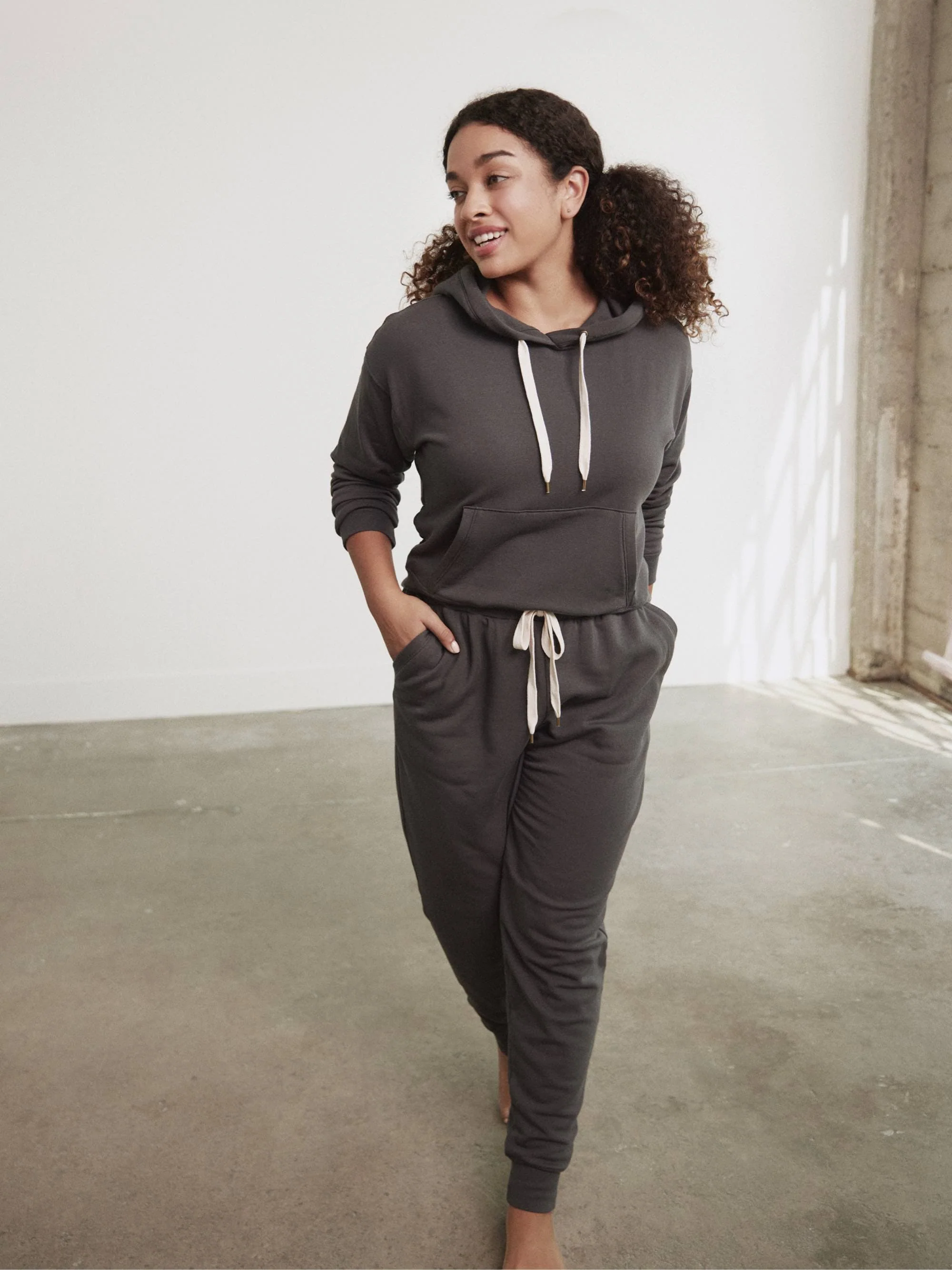 Fleece Cropped Hoodie - Image 8
