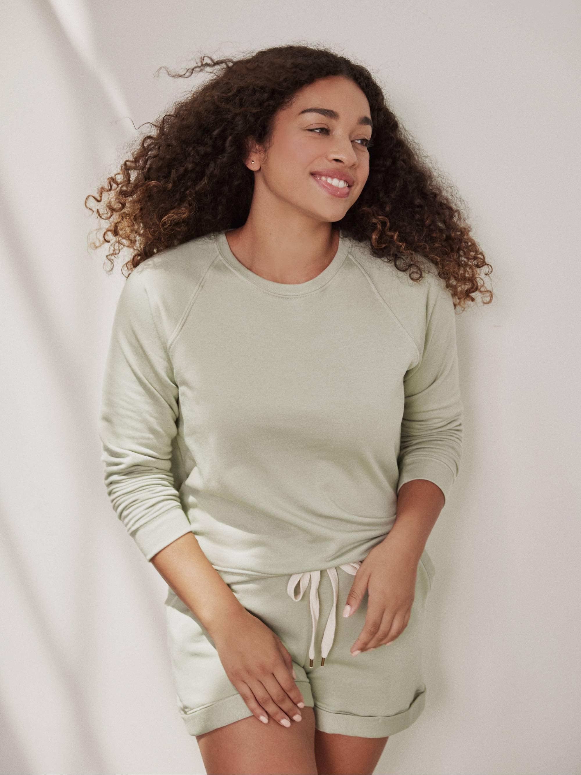 Fleece Roll Cuff Short - Image 23