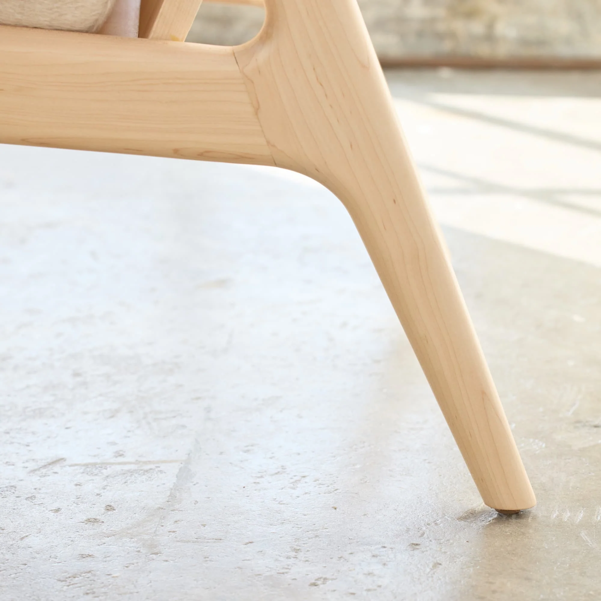 Lounge Chair and Ottoman - Image 13