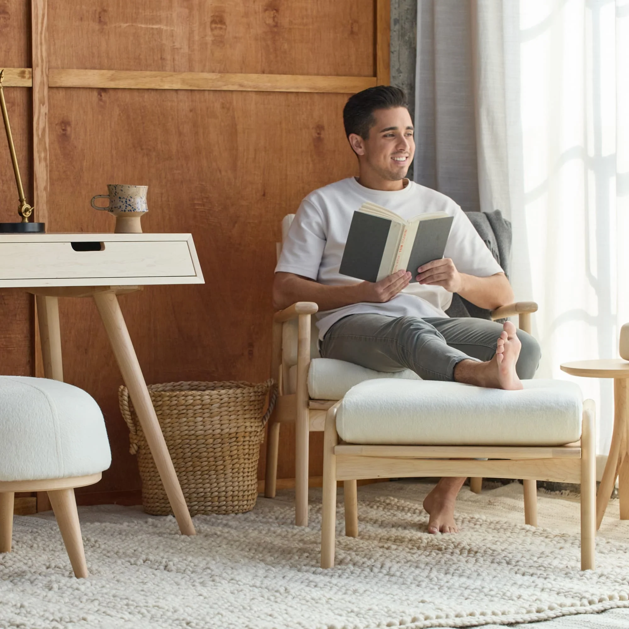 Lounge Chair and Ottoman - Image 7