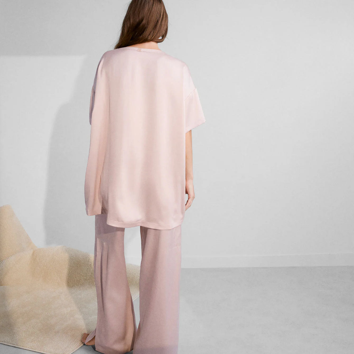 Lunya Washable Silk Tee Pant Set - Image 3