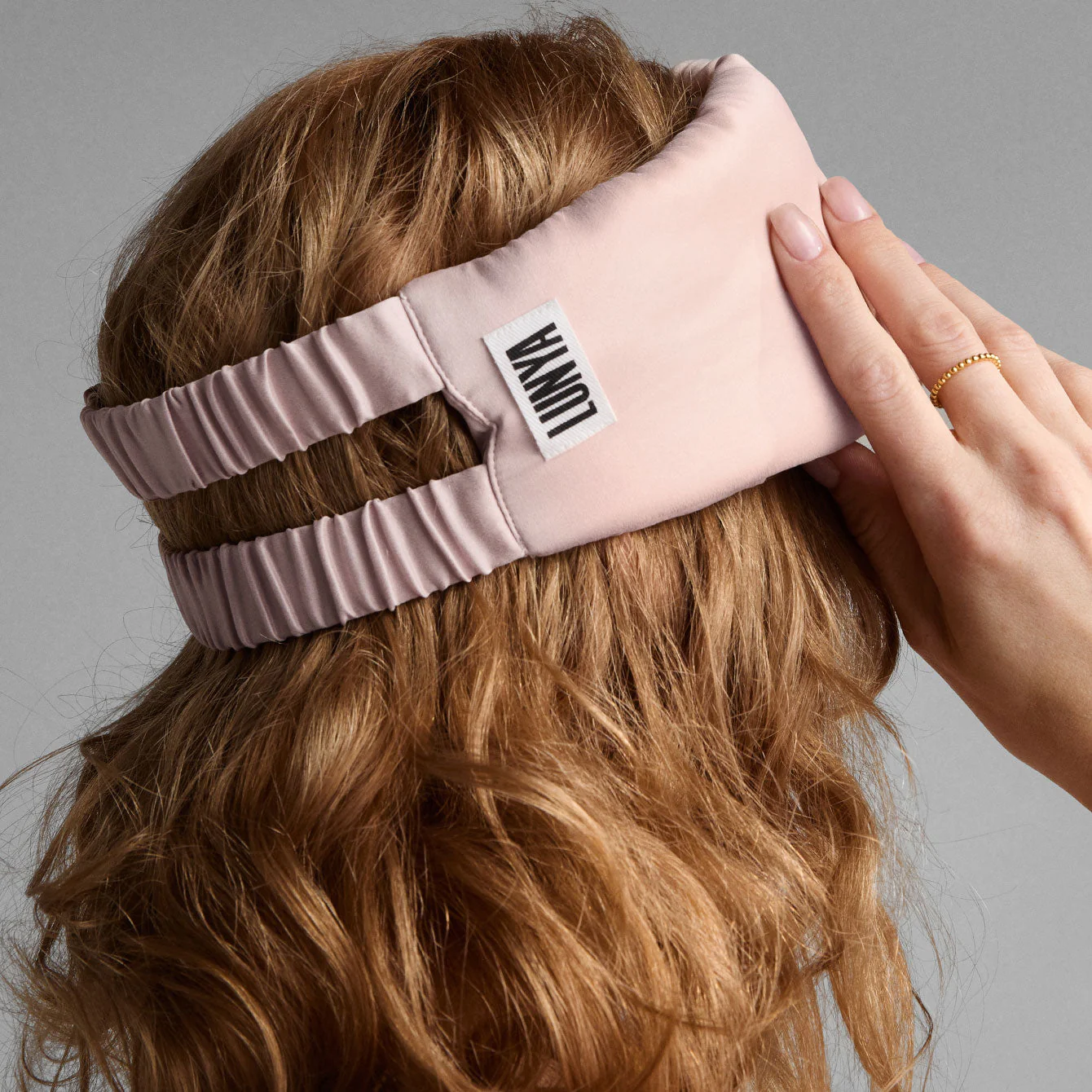 Lunya Weighted Silk Sleep Mask - Image 2