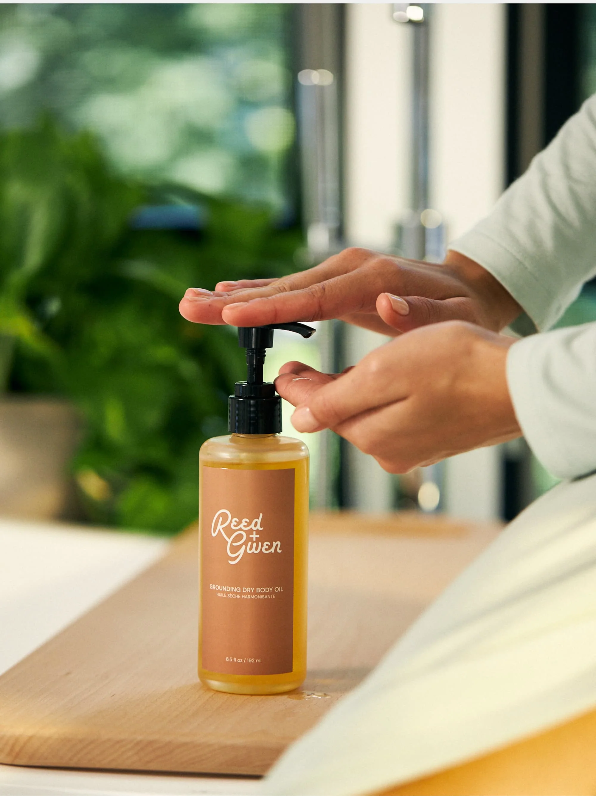 Grounding Dry Body Oil - Image 3
