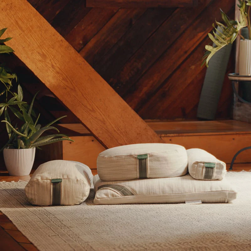 Organic Pranayama Yoga Pillow - Image 6